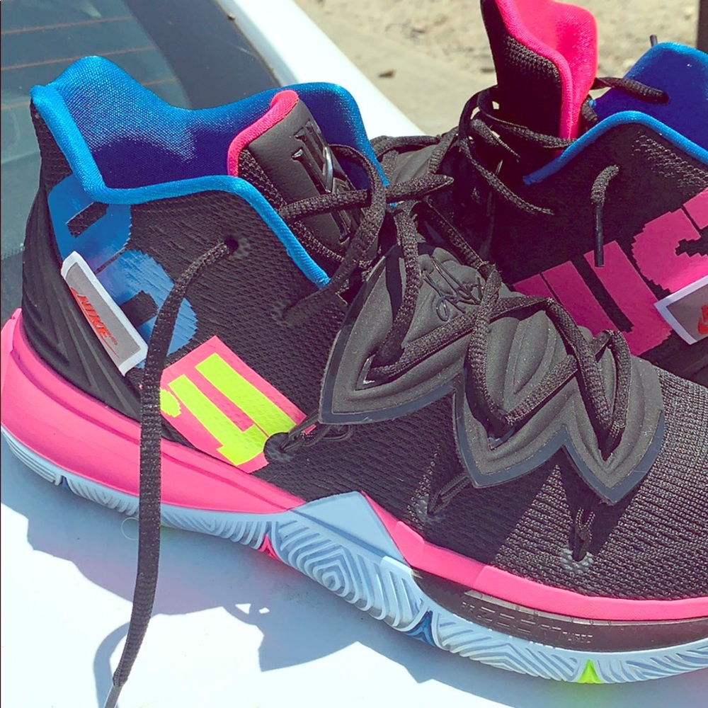 Nike Kyrie 5 size 11.5 Men’s.